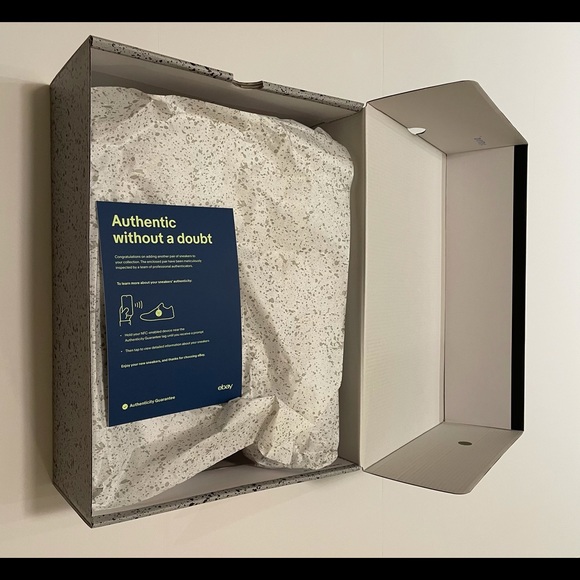 Air Jordan 6 Retro OG Carmine - Picture 12 of 14